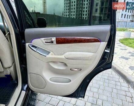 Черный Тойота Ленд Крузер Прадо, объемом двигателя 4 л и пробегом 331 тыс. км за 10999 $, фото 44 на Automoto.ua