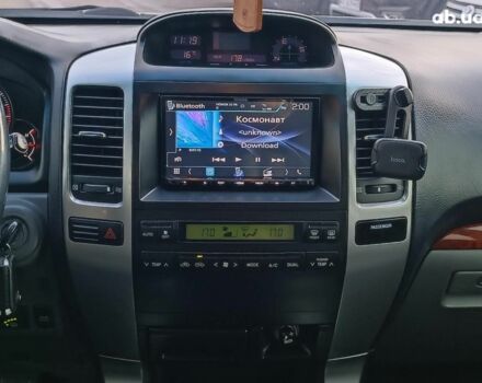 Черный Тойота Ленд Крузер Прадо, объемом двигателя 4 л и пробегом 313 тыс. км за 15490 $, фото 16 на Automoto.ua