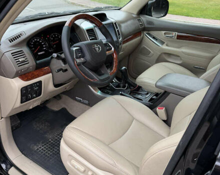 Чорний Тойота Ленд Крузер Прадо, об'ємом двигуна 4 л та пробігом 274 тис. км за 16900 $, фото 5 на Automoto.ua