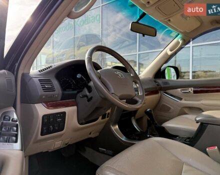 Черный Тойота Ленд Крузер Прадо, объемом двигателя 3.96 л и пробегом 144 тыс. км за 16500 $, фото 10 на Automoto.ua