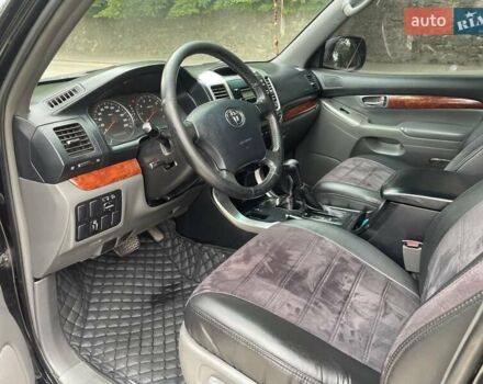 Черный Тойота Ленд Крузер Прадо, объемом двигателя 3.96 л и пробегом 290 тыс. км за 15550 $, фото 20 на Automoto.ua