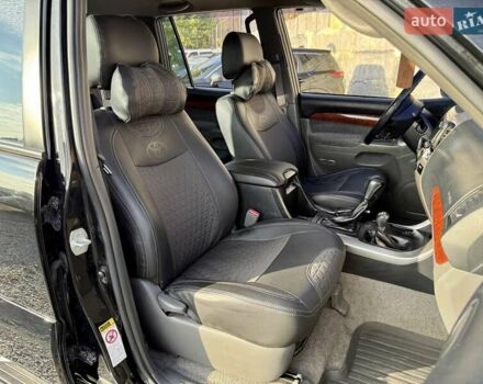 Чорний Тойота Ленд Крузер Прадо, об'ємом двигуна 4 л та пробігом 284 тис. км за 16200 $, фото 10 на Automoto.ua