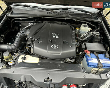 Черный Тойота Ленд Крузер Прадо, объемом двигателя 4 л и пробегом 207 тыс. км за 18300 $, фото 26 на Automoto.ua