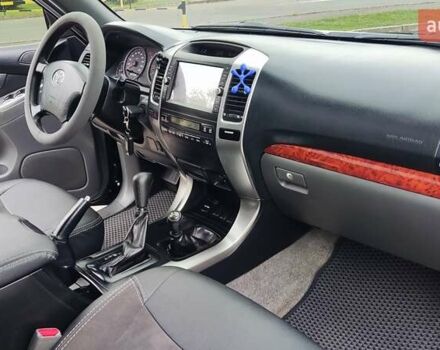 Чорний Тойота Ленд Крузер Прадо, об'ємом двигуна 2.69 л та пробігом 250 тис. км за 14200 $, фото 18 на Automoto.ua