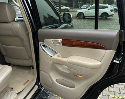 Черный Тойота Ленд Крузер Прадо, объемом двигателя 4 л и пробегом 207 тыс. км за 18300 $, фото 16 на Automoto.ua