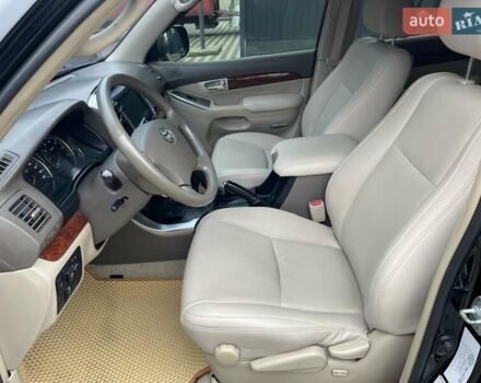 Чорний Тойота Ленд Крузер Прадо, об'ємом двигуна 3.96 л та пробігом 246 тис. км за 13999 $, фото 12 на Automoto.ua