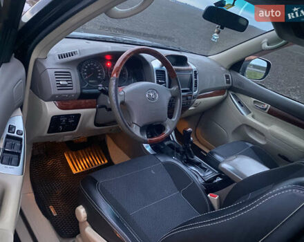 Черный Тойота Ленд Крузер Прадо, объемом двигателя 3.96 л и пробегом 419 тыс. км за 15900 $, фото 19 на Automoto.ua