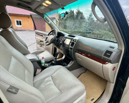 Черный Тойота Ленд Крузер Прадо, объемом двигателя 4 л и пробегом 292 тыс. км за 15500 $, фото 16 на Automoto.ua