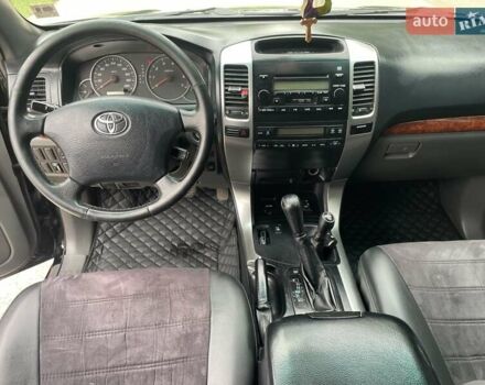 Черный Тойота Ленд Крузер Прадо, объемом двигателя 3.96 л и пробегом 290 тыс. км за 15550 $, фото 14 на Automoto.ua