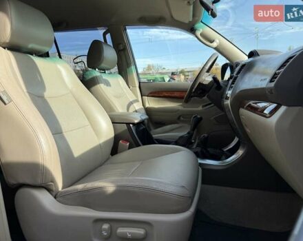 Черный Тойота Ленд Крузер Прадо, объемом двигателя 3.96 л и пробегом 144 тыс. км за 16500 $, фото 12 на Automoto.ua