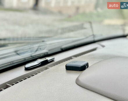 Черный Тойота Ленд Крузер Прадо, объемом двигателя 4 л и пробегом 285 тыс. км за 15800 $, фото 86 на Automoto.ua