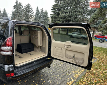 Черный Тойота Ленд Крузер Прадо, объемом двигателя 4 л и пробегом 207 тыс. км за 18300 $, фото 18 на Automoto.ua