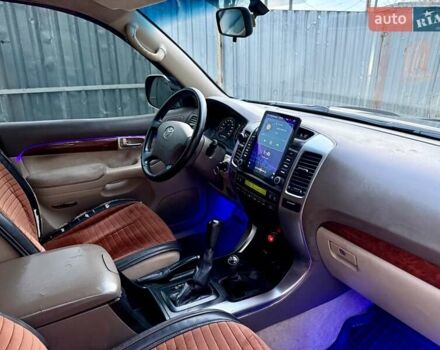 Черный Тойота Ленд Крузер Прадо, объемом двигателя 4 л и пробегом 331 тыс. км за 10999 $, фото 50 на Automoto.ua