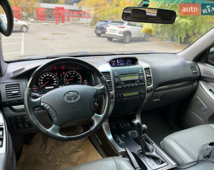 Черный Тойота Ленд Крузер Прадо, объемом двигателя 4 л и пробегом 208 тыс. км за 15600 $, фото 23 на Automoto.ua