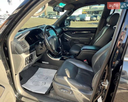 Черный Тойота Ленд Крузер Прадо, объемом двигателя 3.96 л и пробегом 281 тыс. км за 14500 $, фото 8 на Automoto.ua