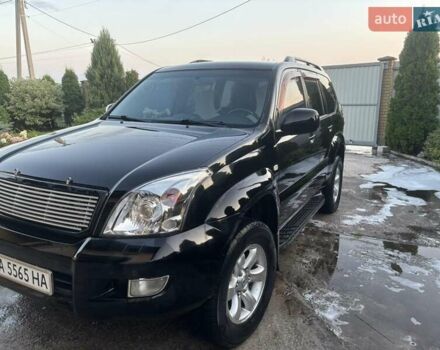 Черный Тойота Ленд Крузер Прадо, объемом двигателя 3.96 л и пробегом 395 тыс. км за 16900 $, фото 5 на Automoto.ua