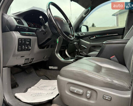 Черный Тойота Ленд Крузер Прадо, объемом двигателя 3.96 л и пробегом 281 тыс. км за 14500 $, фото 28 на Automoto.ua