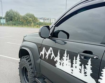 Черный Тойота Ленд Крузер Прадо, объемом двигателя 3.96 л и пробегом 290 тыс. км за 19500 $, фото 2 на Automoto.ua