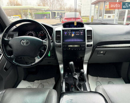 Черный Тойота Ленд Крузер Прадо, объемом двигателя 3.96 л и пробегом 281 тыс. км за 14500 $, фото 12 на Automoto.ua