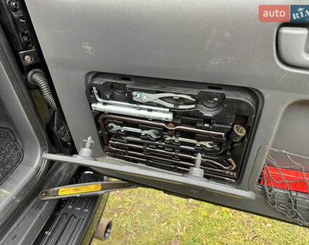 Чорний Тойота Ленд Крузер Прадо, об'ємом двигуна 0 л та пробігом 313 тис. км за 17800 $, фото 18 на Automoto.ua