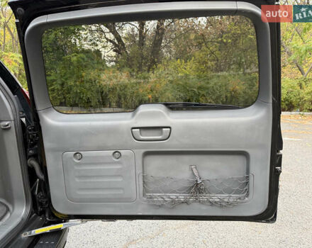 Черный Тойота Ленд Крузер Прадо, объемом двигателя 4 л и пробегом 208 тыс. км за 15600 $, фото 12 на Automoto.ua