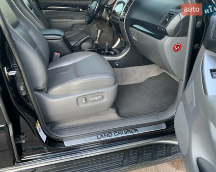 Черный Тойота Ленд Крузер Прадо, объемом двигателя 4 л и пробегом 245 тыс. км за 21000 $, фото 31 на Automoto.ua