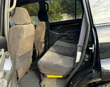 Черный Тойота Ленд Крузер Прадо, объемом двигателя 2.7 л и пробегом 188 тыс. км за 15000 $, фото 2 на Automoto.ua