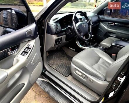 Черный Тойота Ленд Крузер Прадо, объемом двигателя 3.96 л и пробегом 170 тыс. км за 18700 $, фото 6 на Automoto.ua