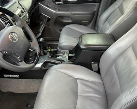 Черный Тойота Ленд Крузер Прадо, объемом двигателя 0 л и пробегом 255 тыс. км за 26000 $, фото 16 на Automoto.ua