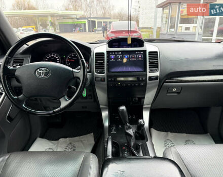 Чорний Тойота Ленд Крузер Прадо, об'ємом двигуна 3.96 л та пробігом 281 тис. км за 15900 $, фото 12 на Automoto.ua