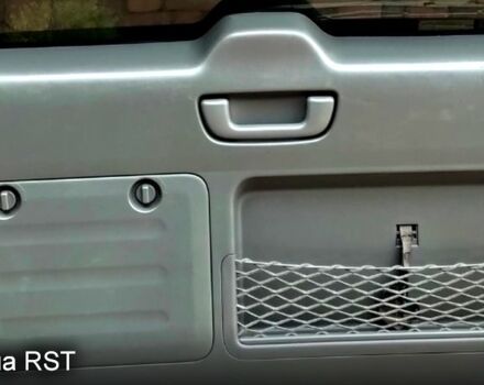 Чорний Тойота Ленд Крузер Прадо, об'ємом двигуна 4 л та пробігом 140 тис. км за 16999 $, фото 10 на Automoto.ua