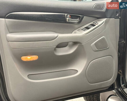 Чорний Тойота Ленд Крузер Прадо, об'ємом двигуна 4 л та пробігом 149 тис. км за 21500 $, фото 3 на Automoto.ua