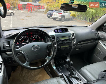 Черный Тойота Ленд Крузер Прадо, объемом двигателя 4 л и пробегом 362 тыс. км за 14000 $, фото 10 на Automoto.ua