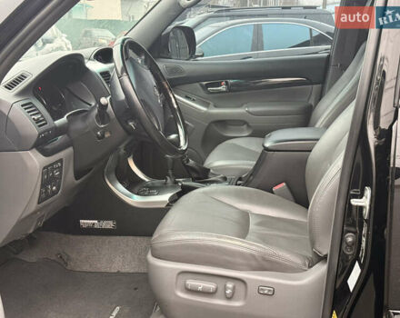 Чорний Тойота Ленд Крузер Прадо, об'ємом двигуна 4 л та пробігом 149 тис. км за 21500 $, фото 4 на Automoto.ua