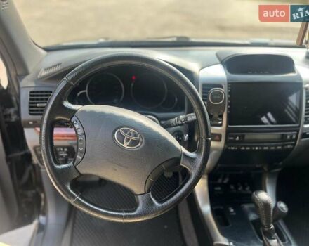 Чорний Тойота Ленд Крузер Прадо, об'ємом двигуна 4 л та пробігом 280 тис. км за 15000 $, фото 14 на Automoto.ua