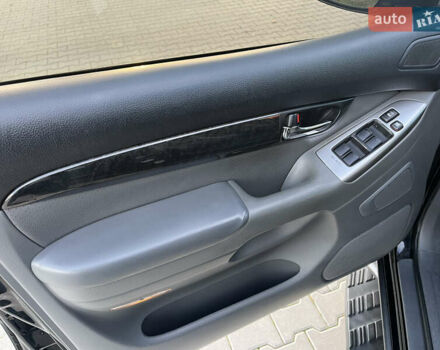 Чорний Тойота Ленд Крузер Прадо, об'ємом двигуна 4 л та пробігом 254 тис. км за 16200 $, фото 28 на Automoto.ua