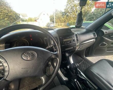 Черный Тойота Ленд Крузер Прадо, объемом двигателя 3.96 л и пробегом 185 тыс. км за 18000 $, фото 4 на Automoto.ua