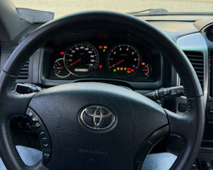 Чорний Тойота Ленд Крузер Прадо, об'ємом двигуна 0 л та пробігом 257 тис. км за 16700 $, фото 11 на Automoto.ua