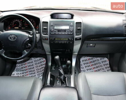 Чорний Тойота Ленд Крузер Прадо, об'ємом двигуна 4 л та пробігом 591 тис. км за 15900 $, фото 34 на Automoto.ua