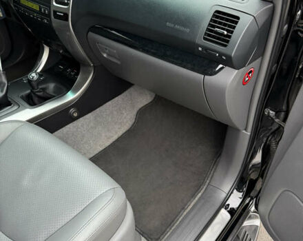 Черный Тойота Ленд Крузер Прадо, объемом двигателя 0 л и пробегом 255 тыс. км за 26000 $, фото 21 на Automoto.ua