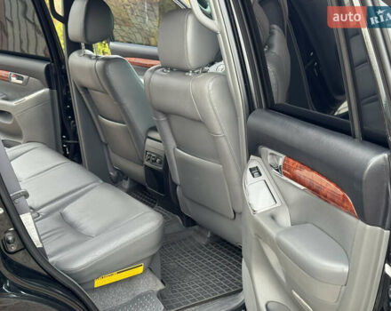 Черный Тойота Ленд Крузер Прадо, объемом двигателя 4 л и пробегом 65 тыс. км за 24999 $, фото 17 на Automoto.ua