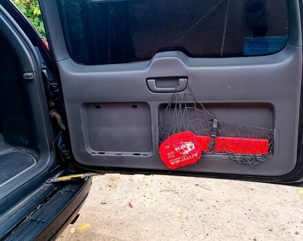 Черный Тойота Ленд Крузер Прадо, объемом двигателя 40 л и пробегом 269 тыс. км за 18800 $, фото 8 на Automoto.ua