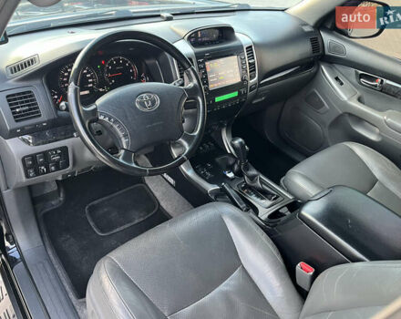 Чорний Тойота Ленд Крузер Прадо, об'ємом двигуна 4 л та пробігом 254 тис. км за 16200 $, фото 22 на Automoto.ua