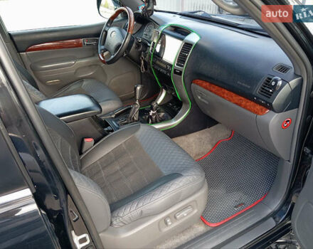 Черный Тойота Ленд Крузер Прадо, объемом двигателя 4 л и пробегом 260 тыс. км за 18000 $, фото 19 на Automoto.ua