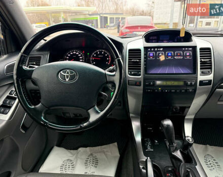 Черный Тойота Ленд Крузер Прадо, объемом двигателя 3.96 л и пробегом 281 тыс. км за 14500 $, фото 13 на Automoto.ua