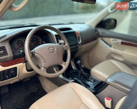 Черный Тойота Ленд Крузер Прадо, объемом двигателя 3.96 л и пробегом 226 тыс. км за 15900 $, фото 14 на Automoto.ua