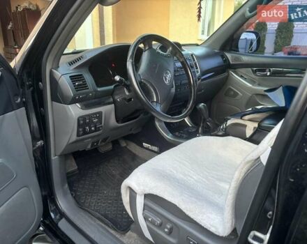 Черный Тойота Ленд Крузер Прадо, объемом двигателя 3.96 л и пробегом 395 тыс. км за 16900 $, фото 10 на Automoto.ua