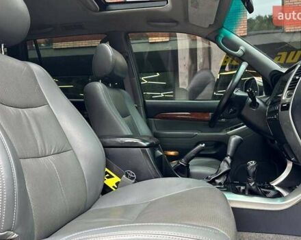 Черный Тойота Ленд Крузер Прадо, объемом двигателя 3.96 л и пробегом 316 тыс. км за 18900 $, фото 16 на Automoto.ua