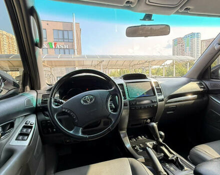 Черный Тойота Ленд Крузер Прадо, объемом двигателя 4 л и пробегом 225 тыс. км за 16000 $, фото 5 на Automoto.ua