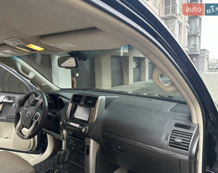 Черный Тойота Ленд Крузер Прадо, объемом двигателя 4 л и пробегом 193 тыс. км за 25000 $, фото 21 на Automoto.ua